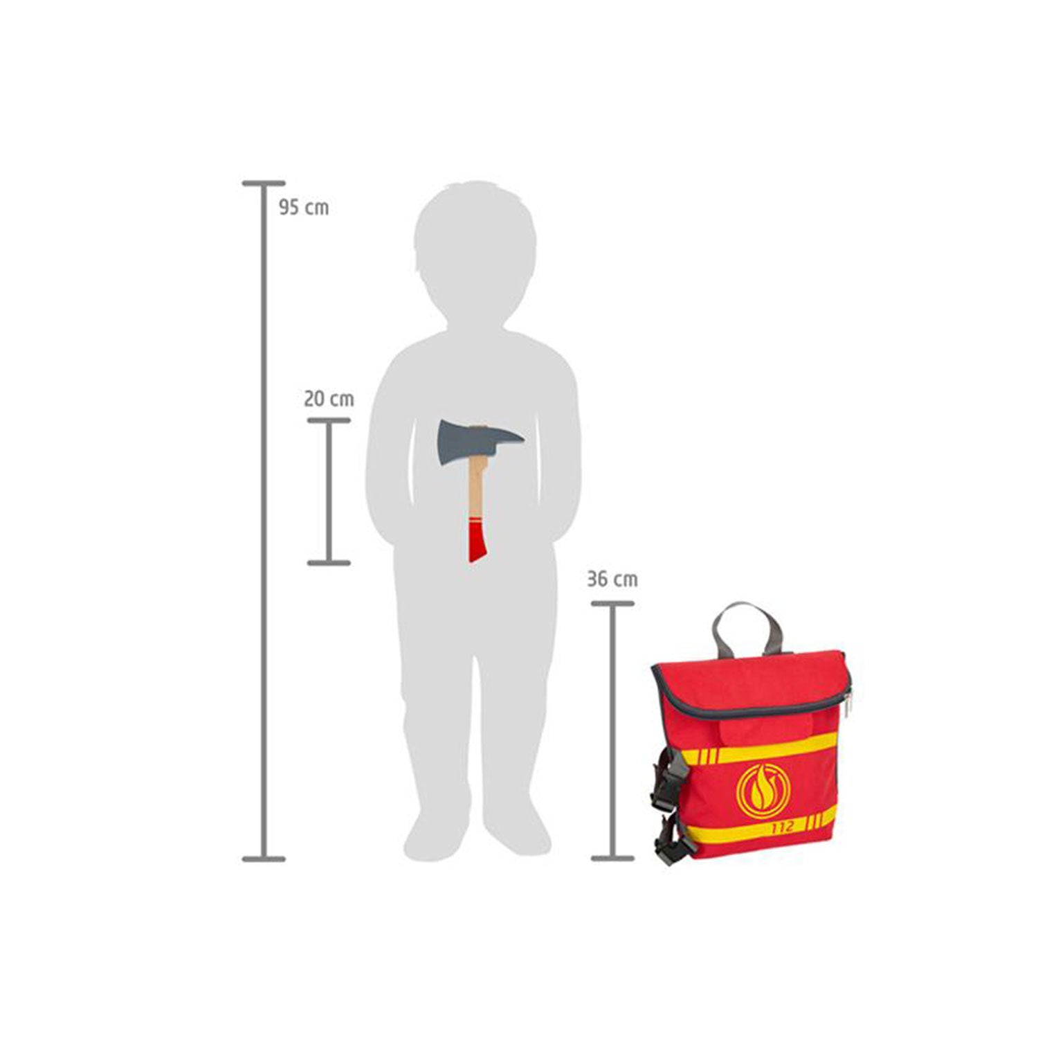 Eine Kindersilhouette hält eine 20 cm große Spielzeugaxt aus Holzspielzeug, ist 95 cm groß und steht neben einem 36 cm großen Feuerwehrrucksack für Kinder, der mit roten und gelben Flammen verziert ist.