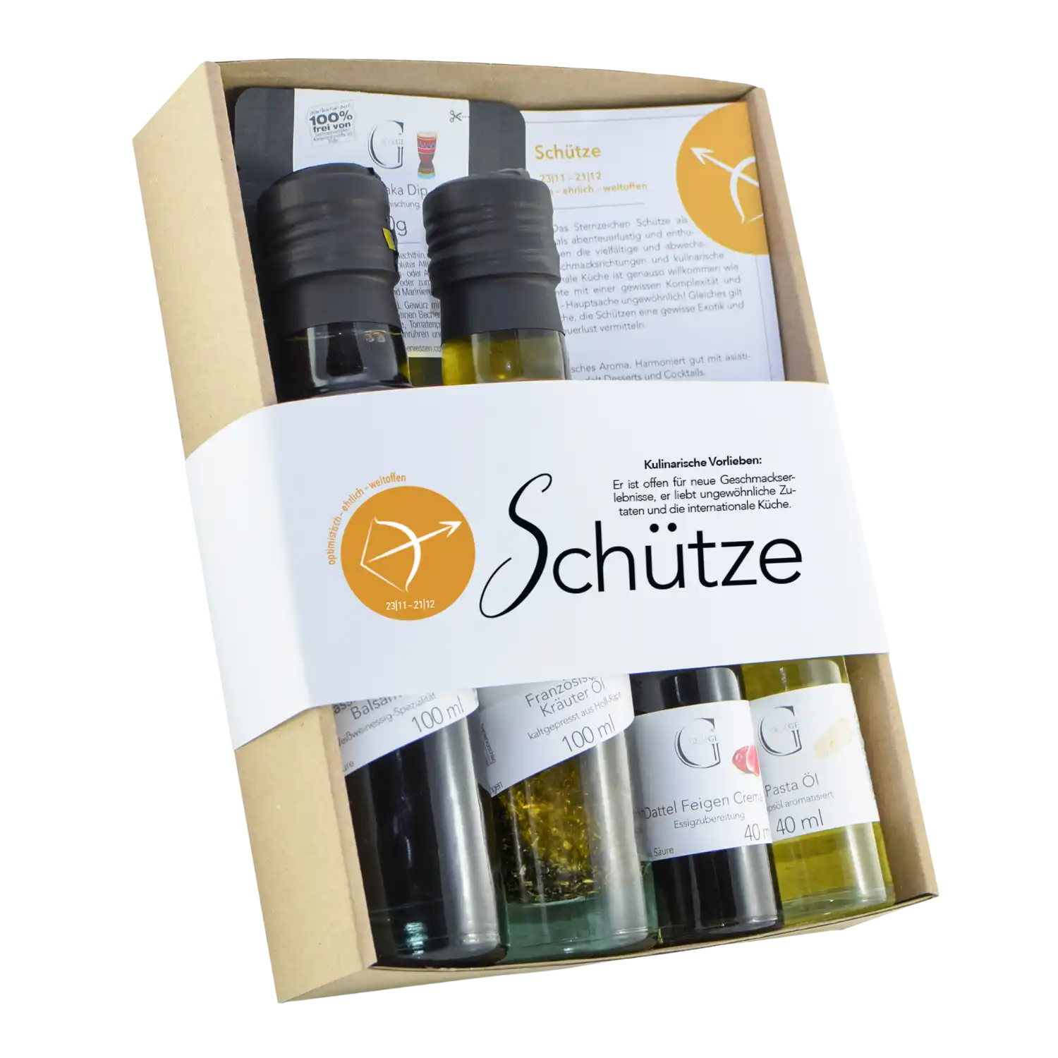 Das Sternzeichen-Set – Schütze ist eine Geschenkbox mit drei kleinen beschrifteten Flaschen Gourmet-Öl oder -Essig, einer Rezeptkarte und einem weißen Band mit der Aufschrift „Schütze“ mit einem orangefarbenen Kreis und einem Pfeilsymbol.