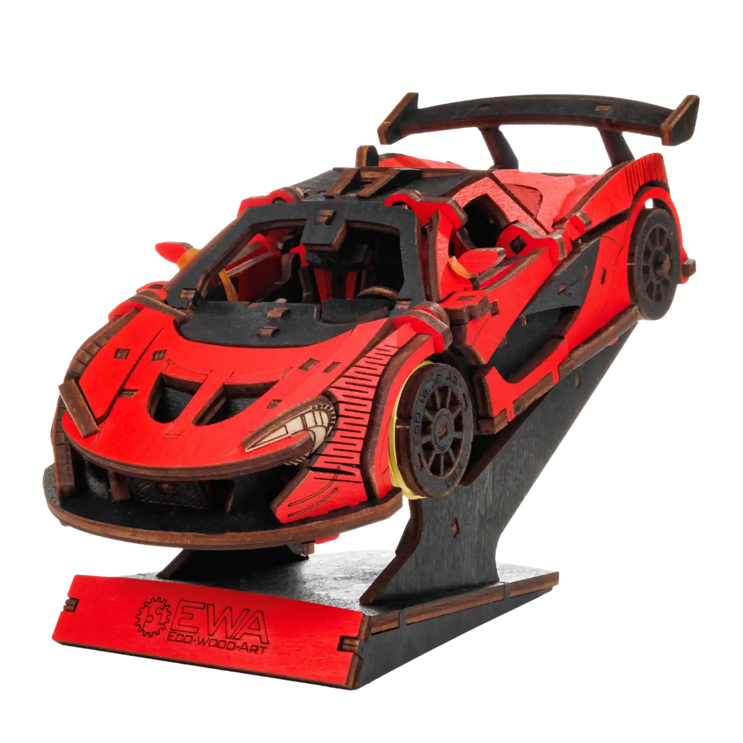 Ein 3D-Holzpuzzle „Rennwagen“ aus fein gearbeitetem rotem und schwarzem Holz besticht durch aufwendige Ausschnitte und ein sportliches, vom Federmechanismus inspiriertes Design. Mit sichtbaren Rädern und aerodynamischen Elementen ist der Ständer mit EWA- und Eco-Wood-Art-Gravuren auf der Unterseite versehen.