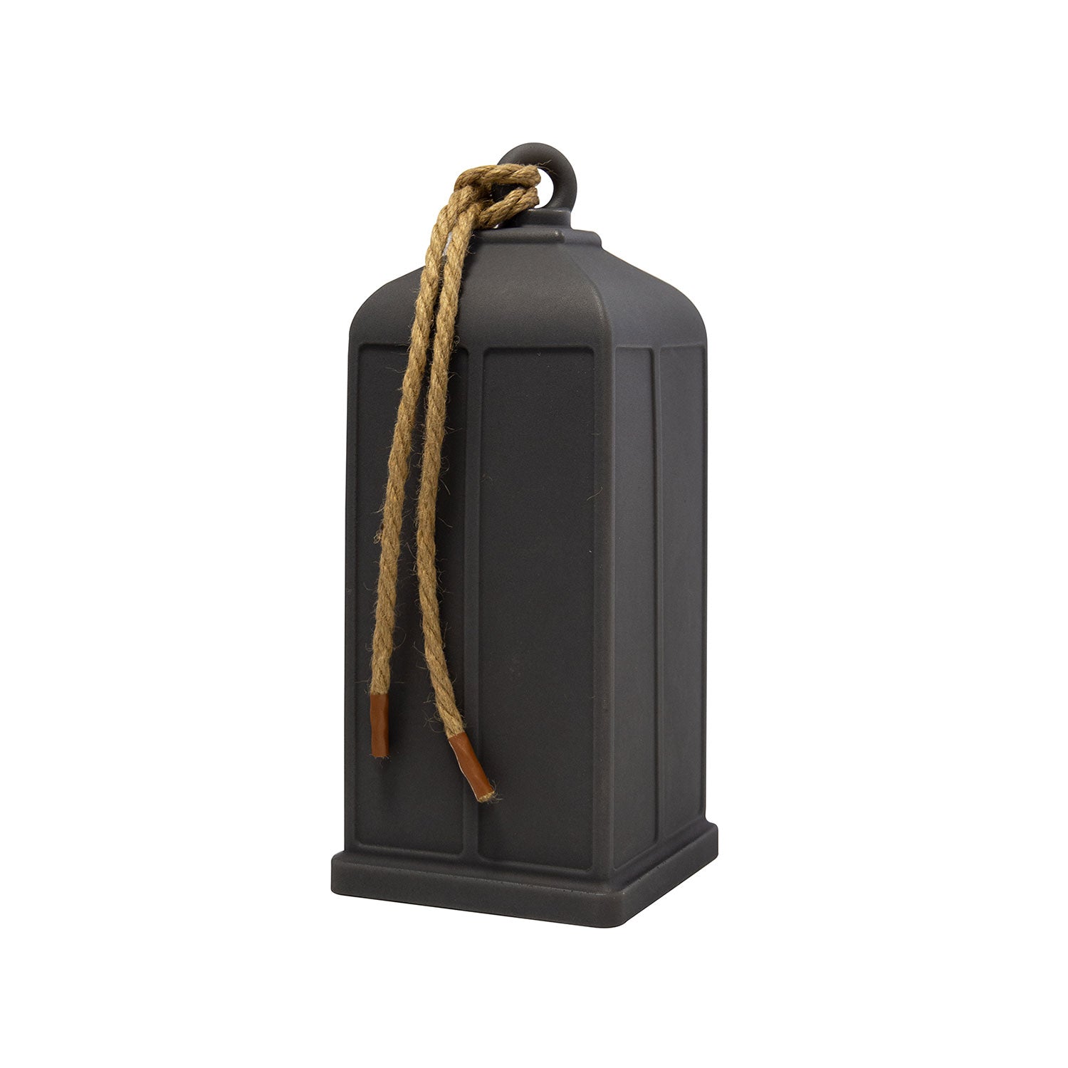 Die Leuchtende Laterne, Solar, ist eine schwarze, rechteckige Solarlaterne mit abgerundeter Spitze und einem braunen Seilgriff, der über eine Schlaufe befestigt ist. Ihr schlichtes und modernes Design nutzt Solarenergie und funktioniert ohne sichtbare Kerze im Inneren.