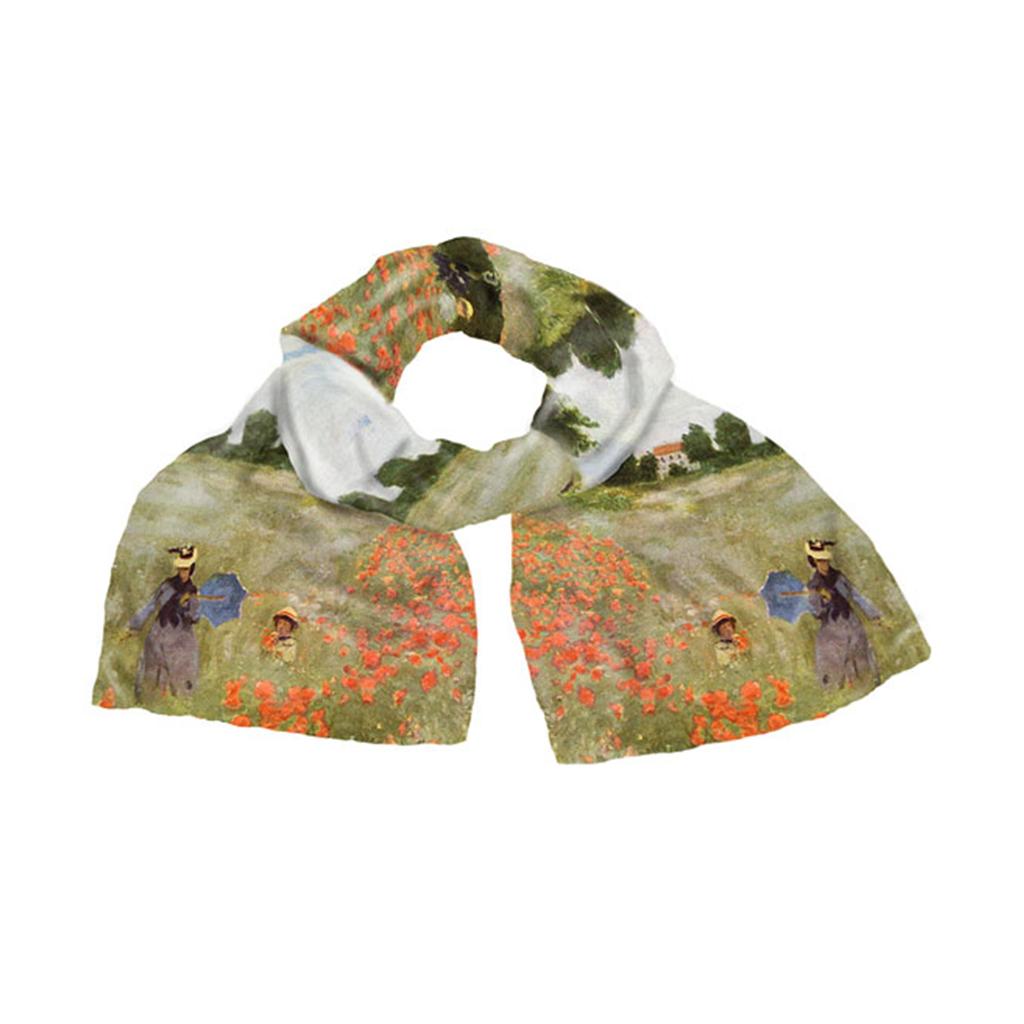 Der Seidenschal „Les coquelicots à Argenteuil“ zeigt ein wunderschönes Mohnfeld mit zwei spazierenden Figuren, inspiriert von Claude Monets impressionistischem Gemälde. Er ist in den Farben Grün, Rot und Weiß gehalten.