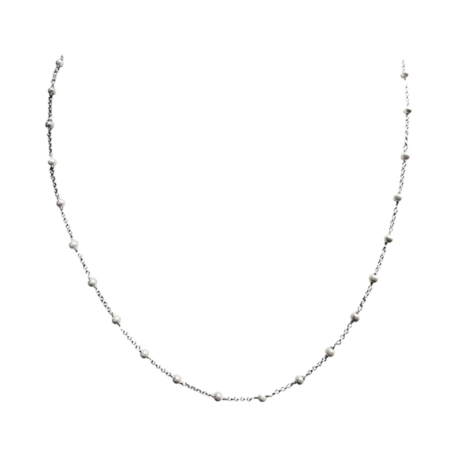 Collier mit Perlen