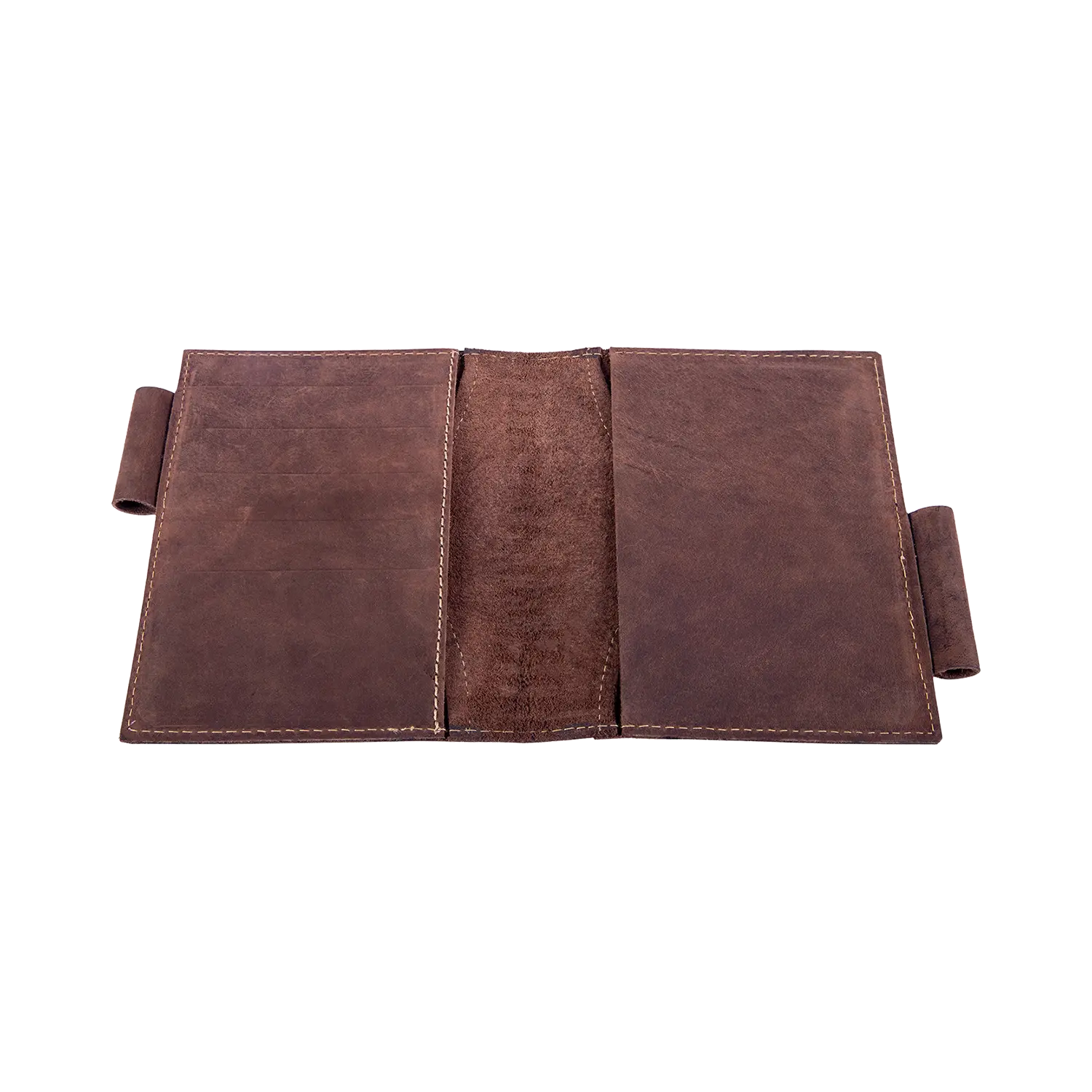 Ein flacher Büffelleder-Bucheinband mit sichtbarer Naht auf weißem Grund. Das elegante Ledereinband verfügt über Schlitze für Vorder- und Rückseite des Notizbuchs GOETHE DIN A6 und bietet so eine perfekte Passform.